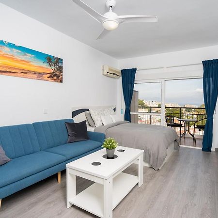 Holiday Rentals Piscina, Playa Parking A 5 Min Caminando Del Puerto De بينالماذينا المظهر الخارجي الصورة