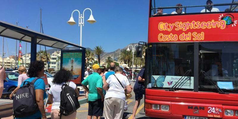 Holiday Rentals Piscina, Playa Parking A 5 Min Caminando Del Puerto De بينالماذينا المظهر الخارجي الصورة